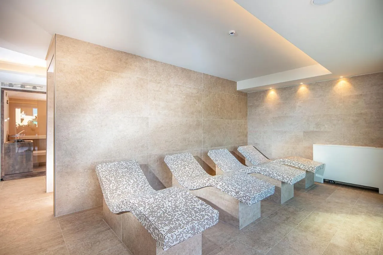 The One Caorle - Hotel & Apartments 5*,